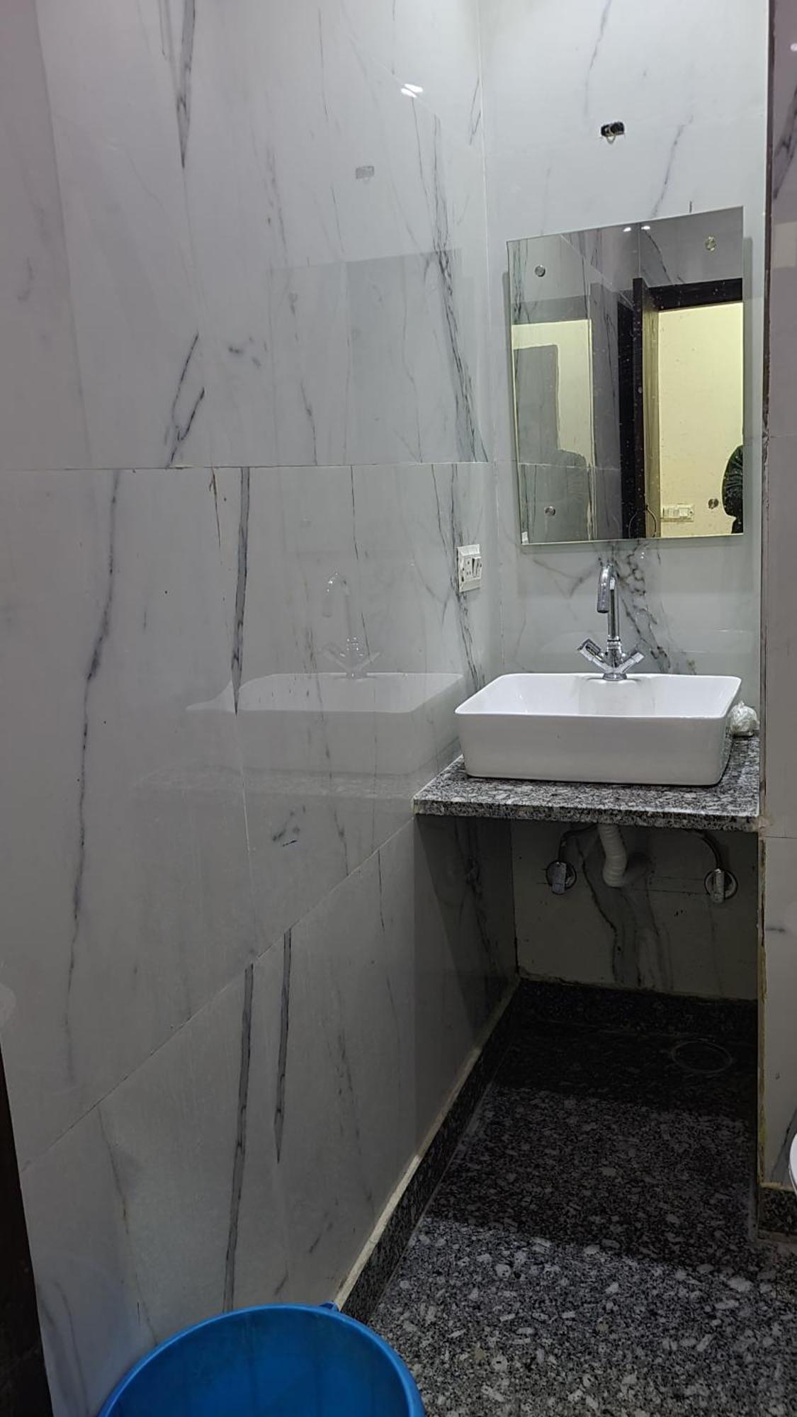 24 Hotel & Resort آغْرا المظهر الخارجي الصورة